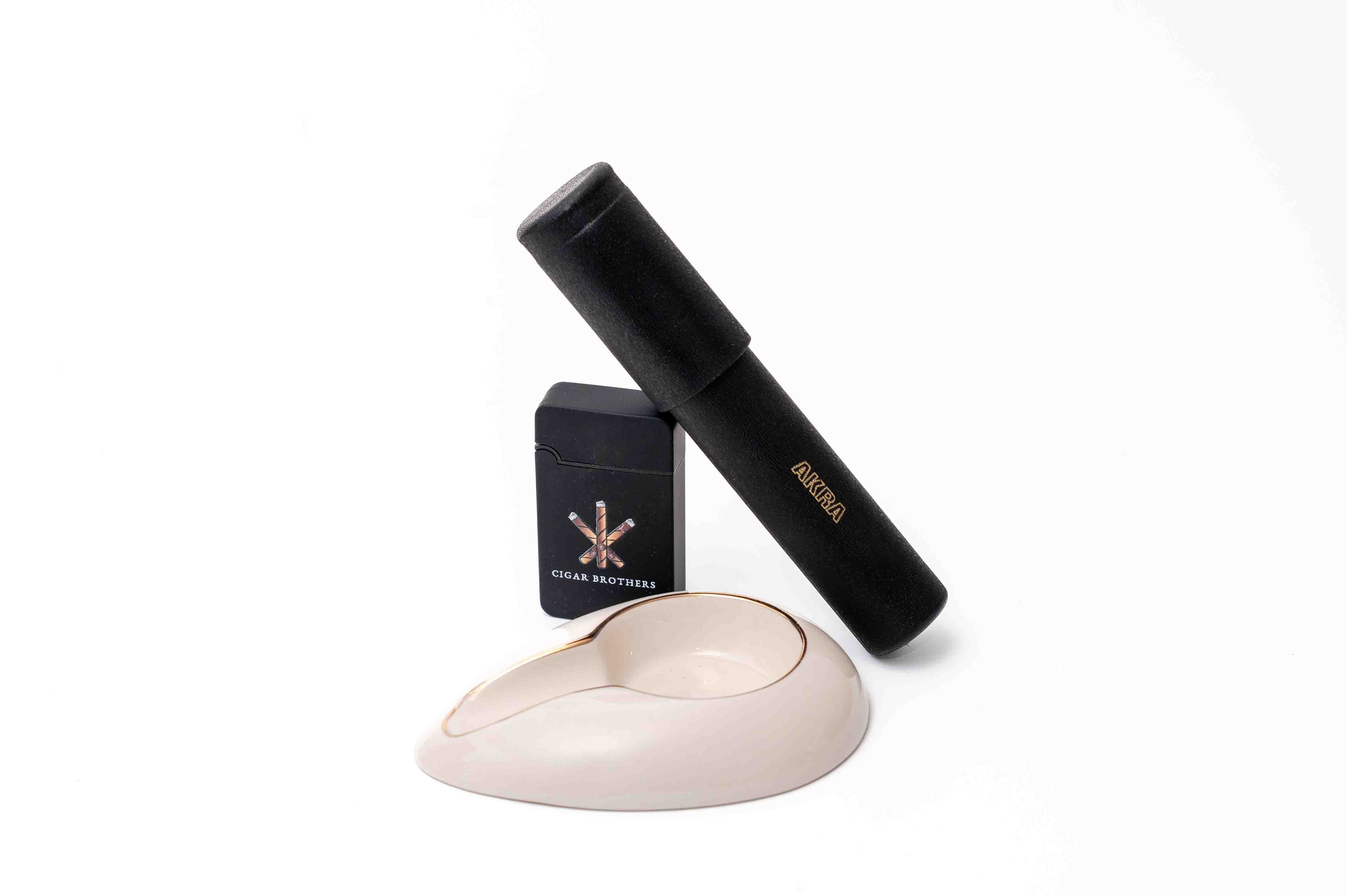 Humidorshop Cigarset szivaros ajándék szett - szivartartóval, kerámia hamuzóval és szivargyújtóval